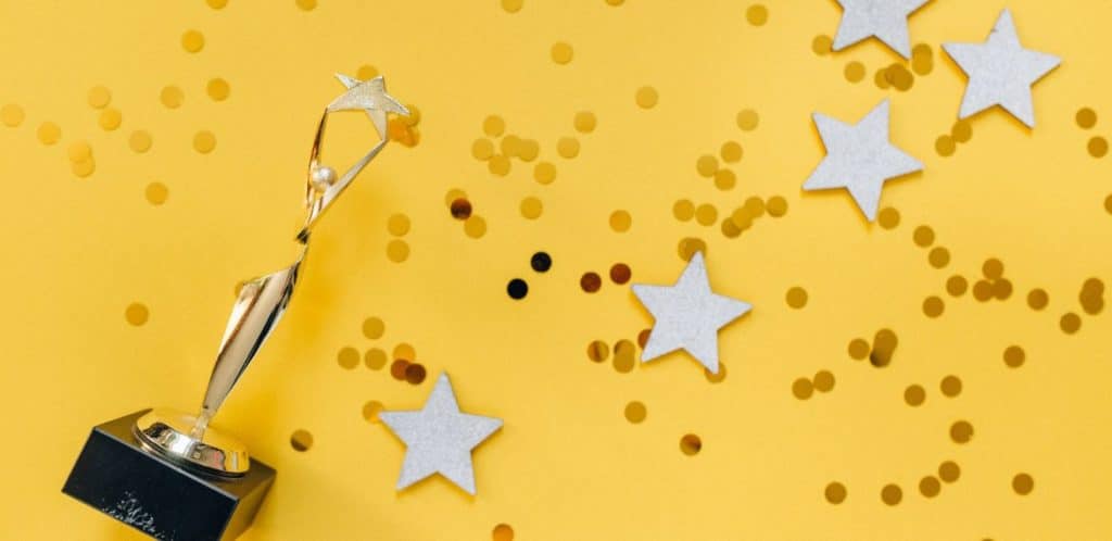 trophy with stars
